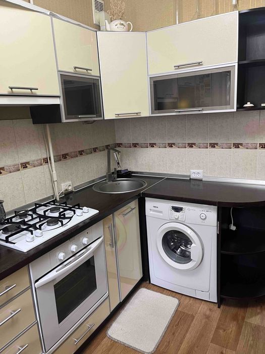 Продам 1 ком. кв. ул. Гвардейцев Широнинцев