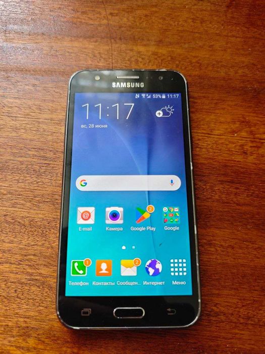 Смартфон Samsung Galaxy J5