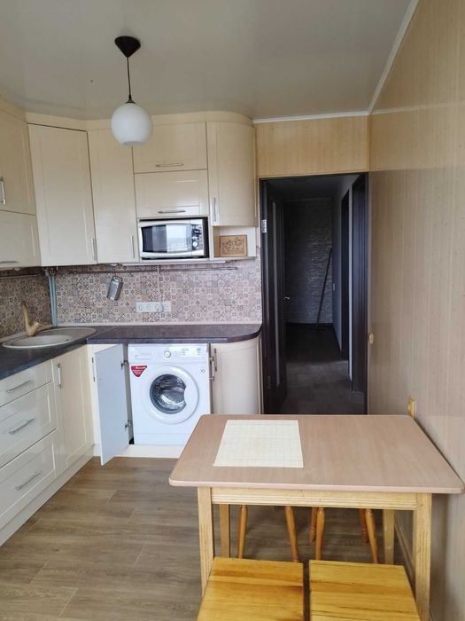 Здається 2-х кімнатна квартира. Центр міста, добрий стан. Все є. ЗСУ+