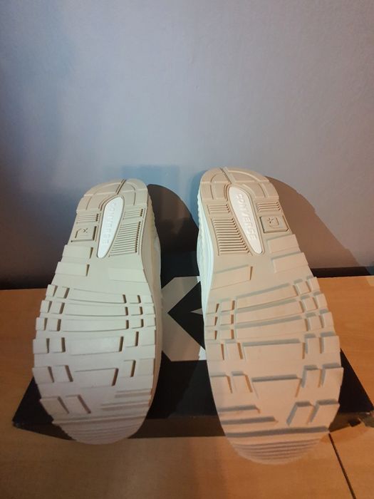 Buty CONVERSE  Wave Trainer unisex  38,5