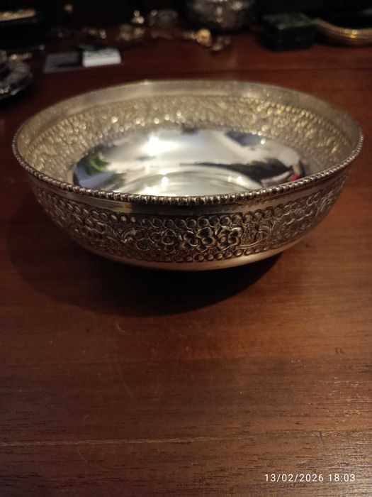 Taça Tijela gravada Antiga Prata Contrastada 15,7 cm diâmetro 5,7 alt.