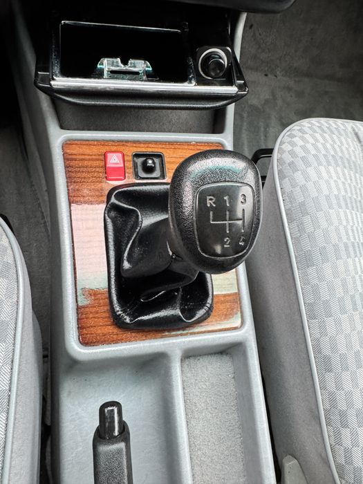 Mercedes 190D muito bom estado