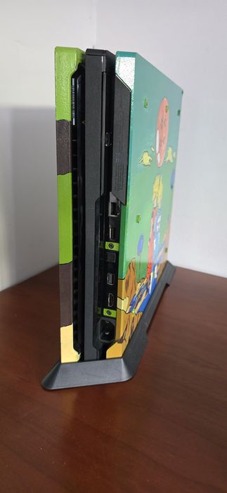 Ps4 Pro 1Tb personalizada