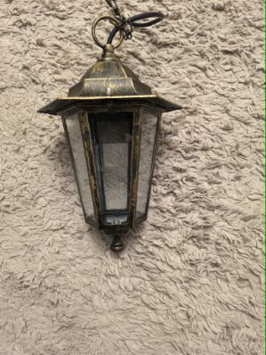Kinkiet i lampa wisząca na zewnątrz