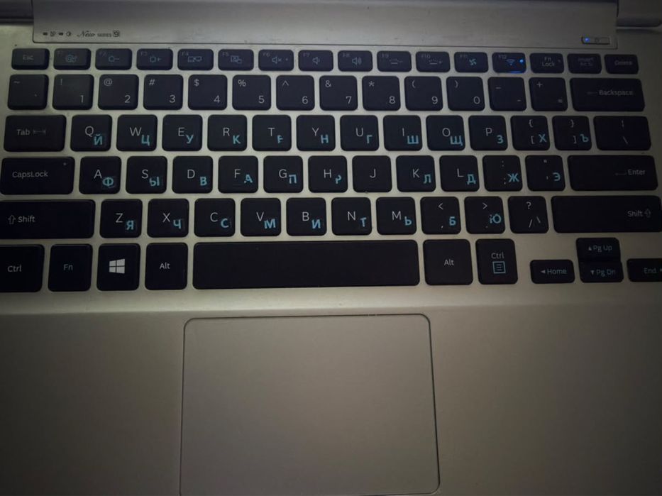 Samsung / Intel Core i7 / 4GB / 120GB SSD