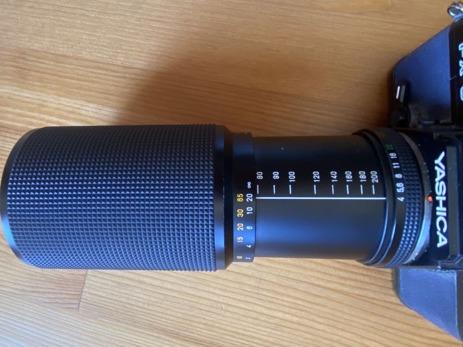 Carl Zeiss Vario-Sonnar F4 80-200 CY