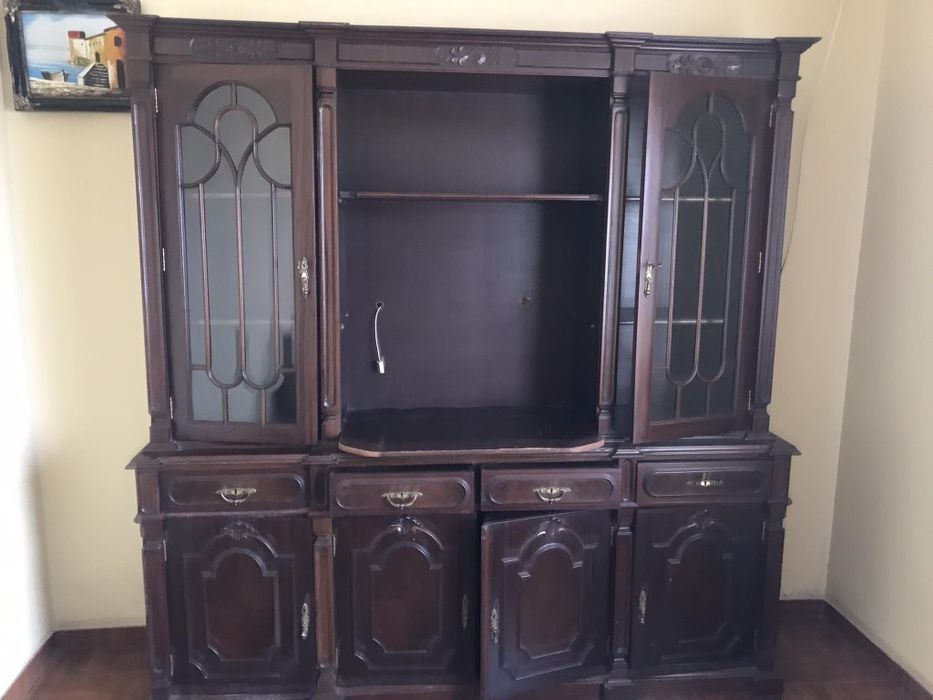 Móvel de sala em bom estado