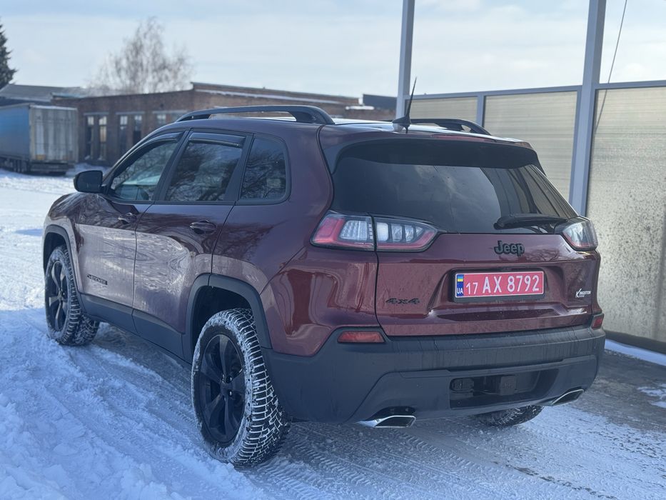 Продам Jeep Cherokee KL 3.2 4x4