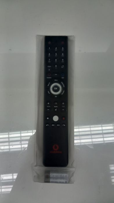 Comando Universal Vodafone c/Pilhas - Novo
