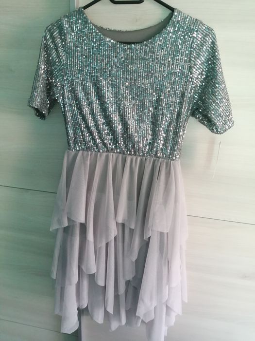 Piękna sukienka tiul