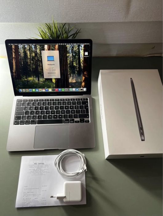 Apple Macbook Air 13” M1 2020
