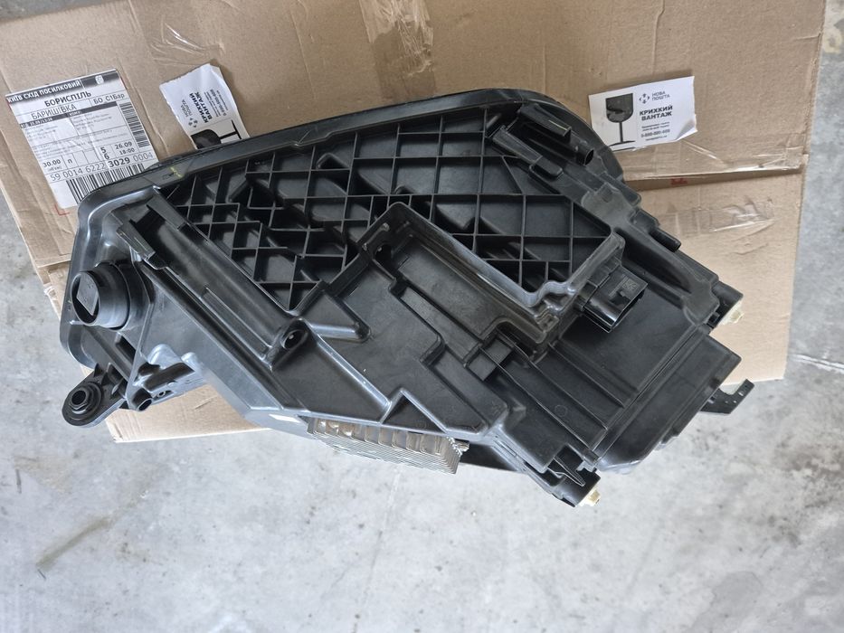 Фара ауді Q5 80A рестайл USA