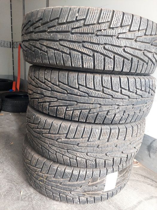 Резина Гума Nokian 235/65/18