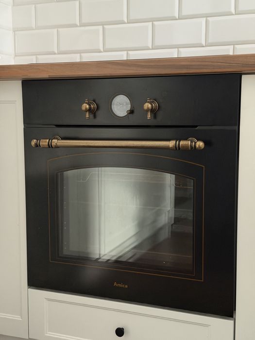 Piekarnik Amica Retro