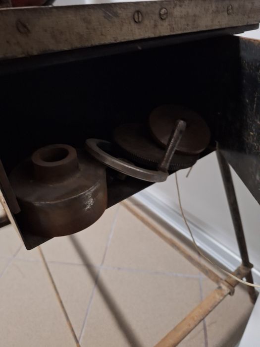 Mała tokarka modelarska