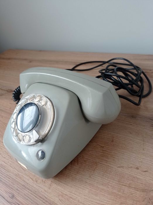 Telefon stacjonarny PRL