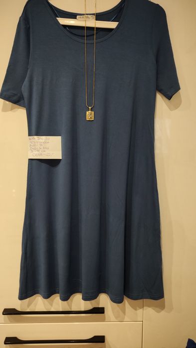 Bardzo ładna nowa sukienka z viscozy Tanio