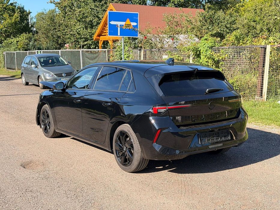 Opel Astra 2023 1.2 130km automat GS edition skóry alufelgi kamery 360 MEGA WERSJ