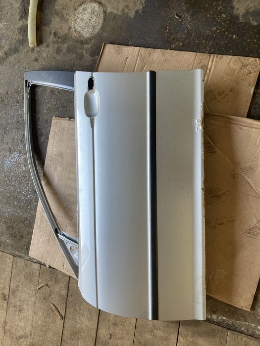 Дверка bmw e46 передня ліва