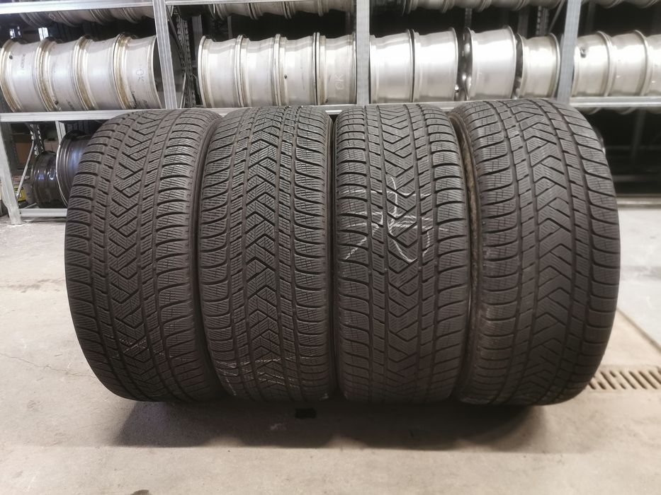Komplet opon 275/50 R20 113V Pirelli Scorpion Winter