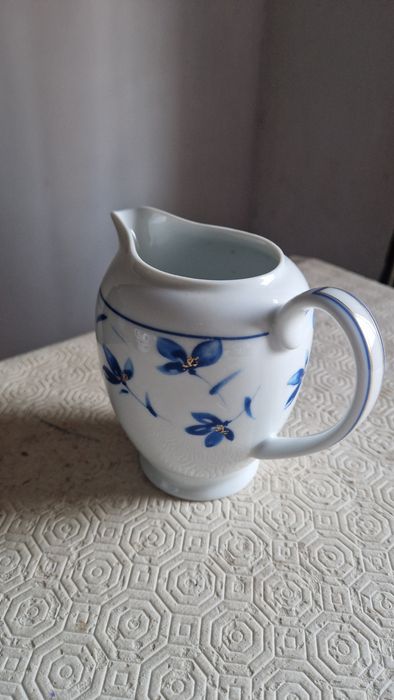 Serviço de café Vista Alegre, coleção Amor Perfeito