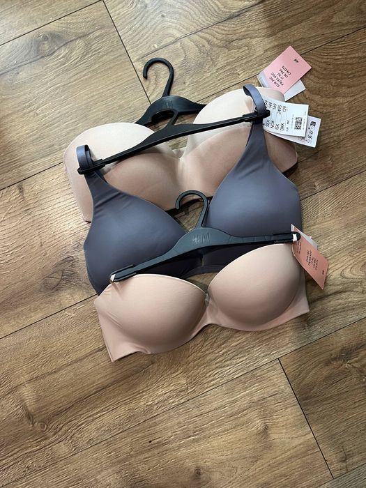 Бюстгальтер h&m розмір 75 b . 75 c . 80 c  . 85 c . 75 d. 80.d.