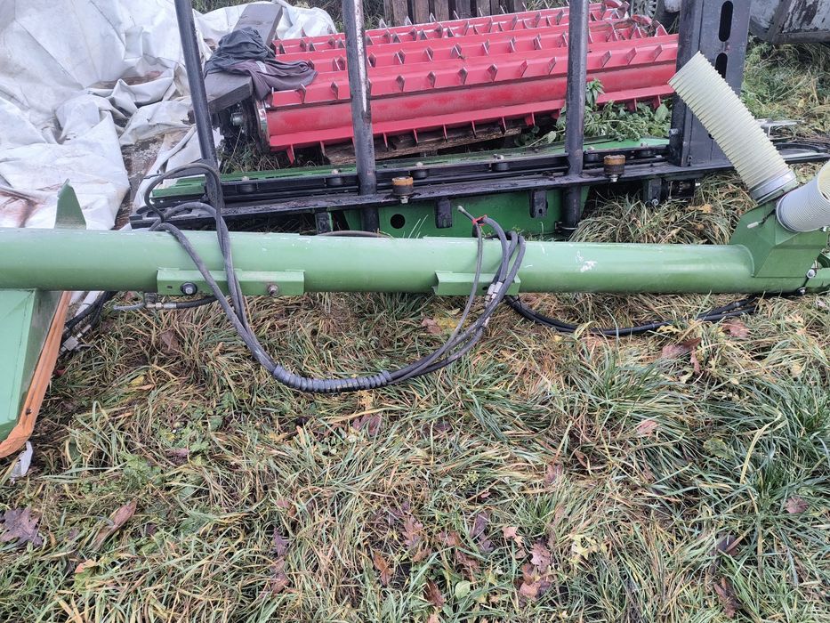 Siewnik do kukurydzy Amazone contur 6