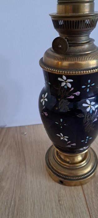 Lampa granatowa naftowa