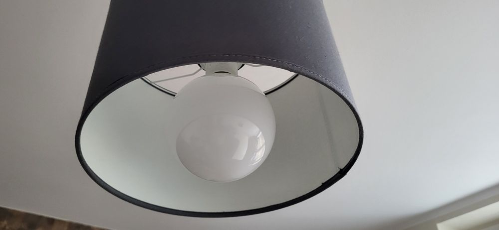 Sprzedam lampę wiszącą