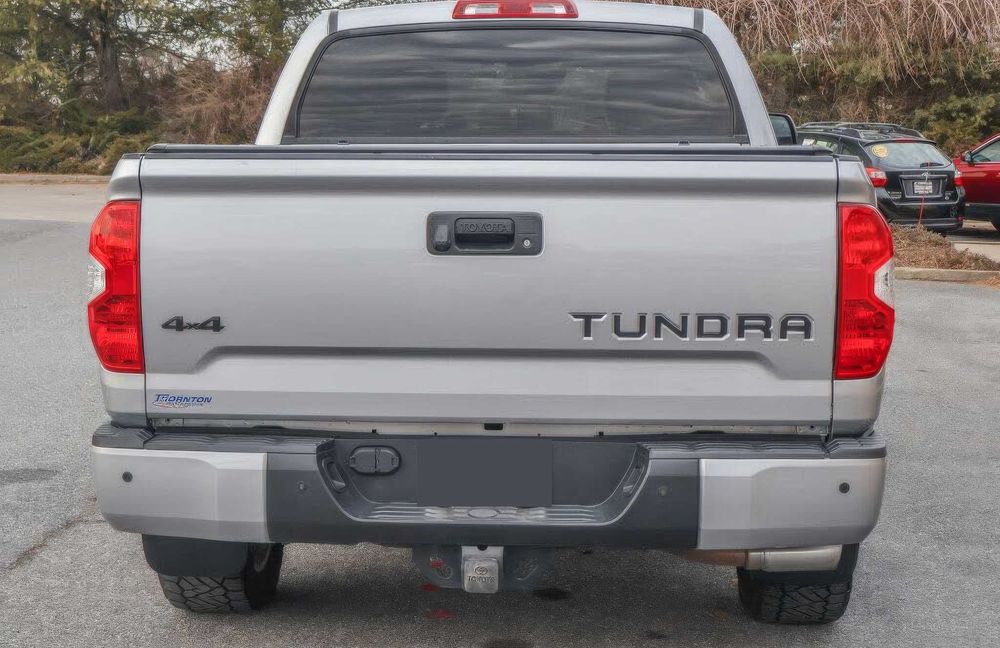 Toyota Tundra Platinum CrewMax      2019