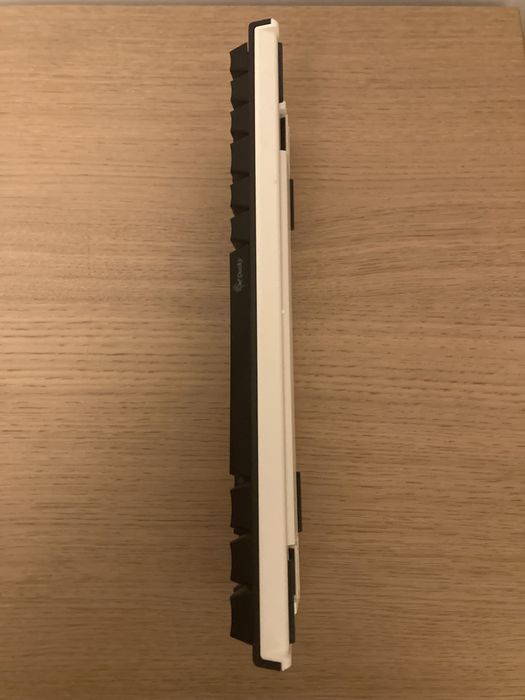 Teclado  Mecânico Ducky ONE 2 SF RGB ABS PT 65% Cherry MX Silent Red