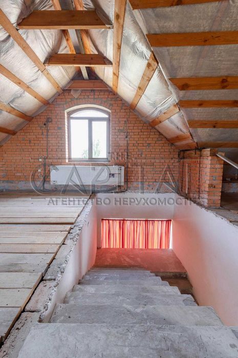 Продаж ексклюзивного будинку у с. Гореничі | 14 км від метро «Житомирська»