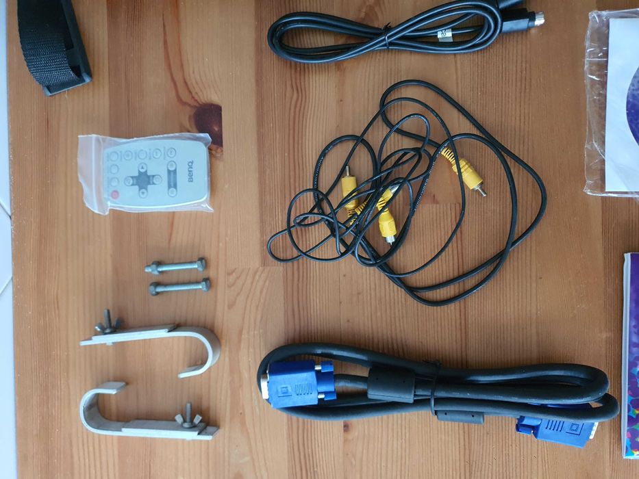 Projector BENQ PB6100 (para peças)