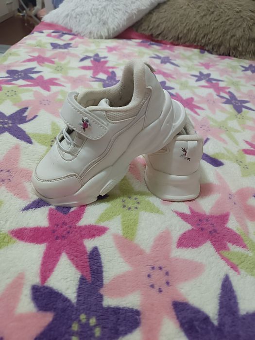 Кросівки,кроссовки для дівчинки