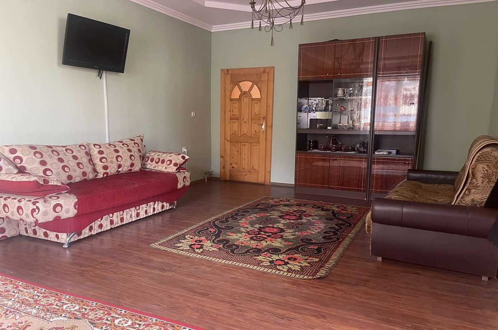 Здається дім біля термального басейна в Берегово подобово