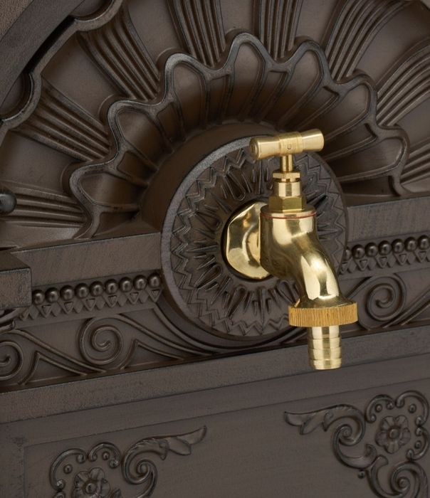 Zabytkowa FONTANNA na cokole  Unikatowy styl, pałacowy klimat