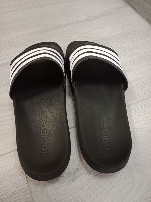Шльопанці Adidas