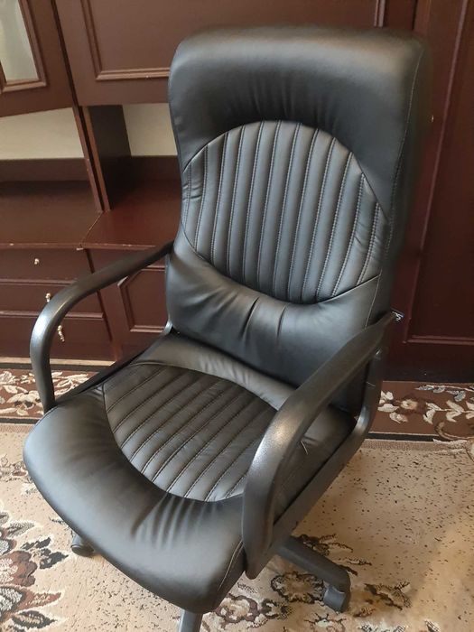 Перетяжка геймерських, комп'ютерних та офісних крісел у Львові