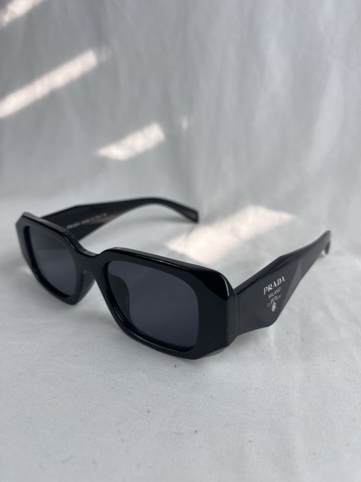 Okulary przeciwsloneczne prada milano