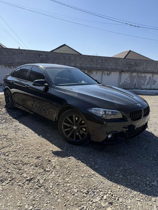У продажі  BMW f10