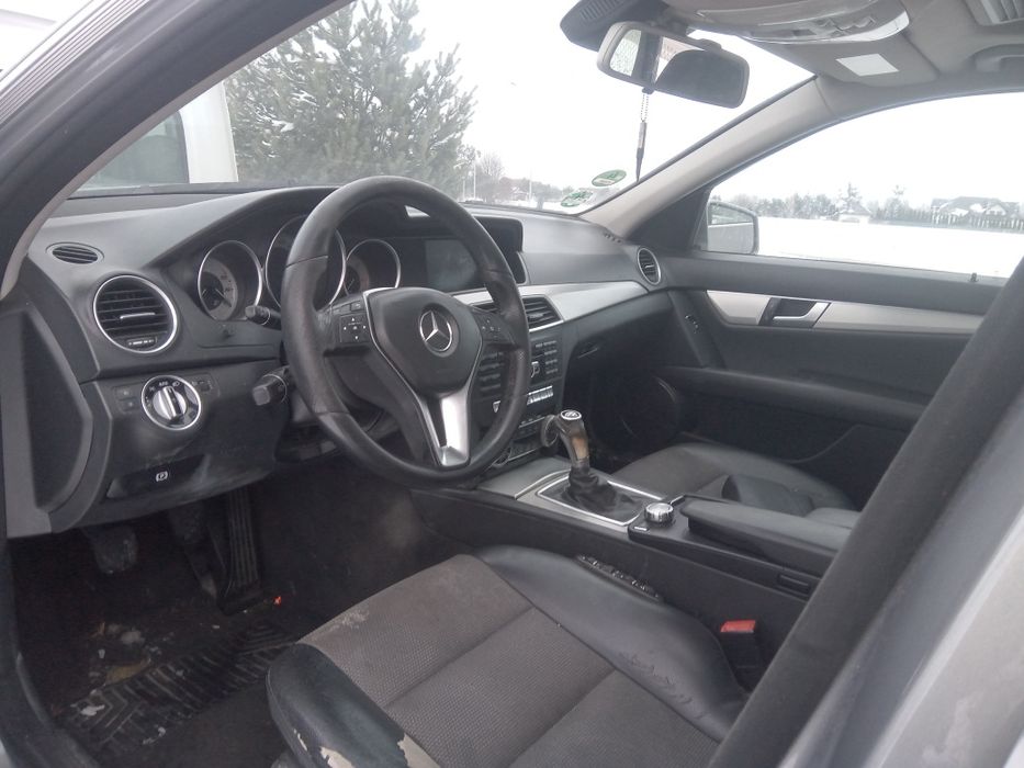 Mercedes c klasa w204 na części
