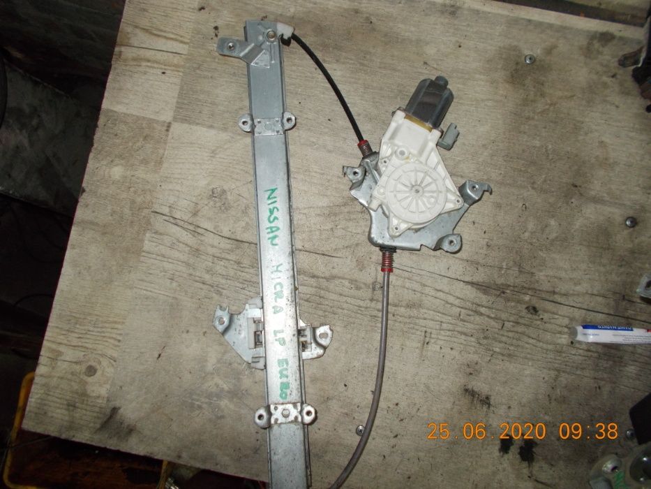 Podnośnik szyb lewy przód Nissan Micra k12