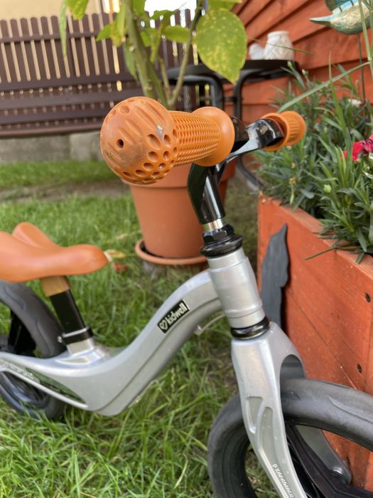 Rowerek biegowy do nauki równowagi