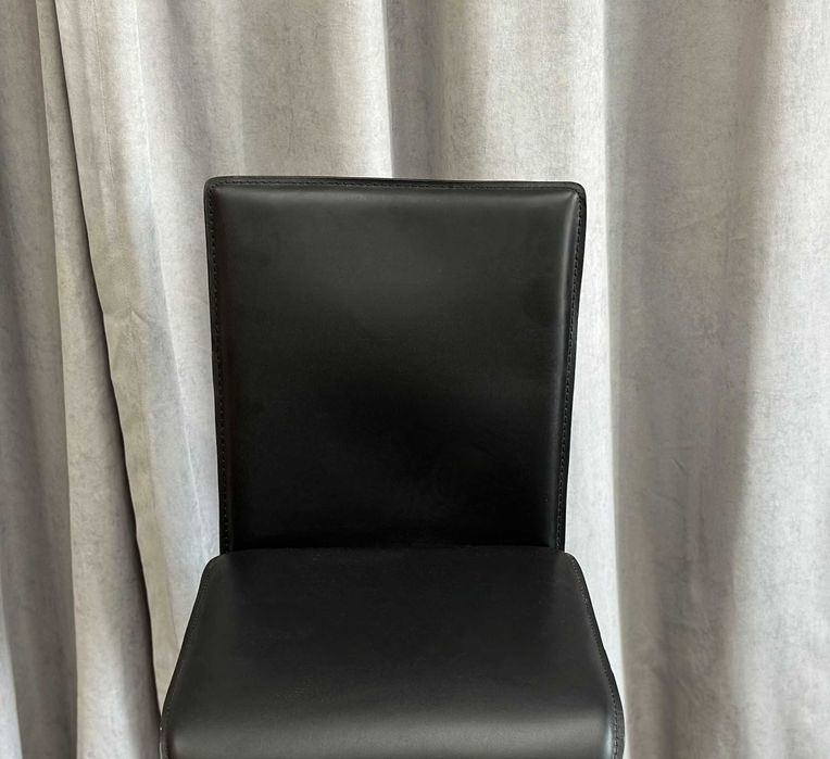 Чорний барний шкіряний стілець/чорне барне шкіряне крісло/меблі