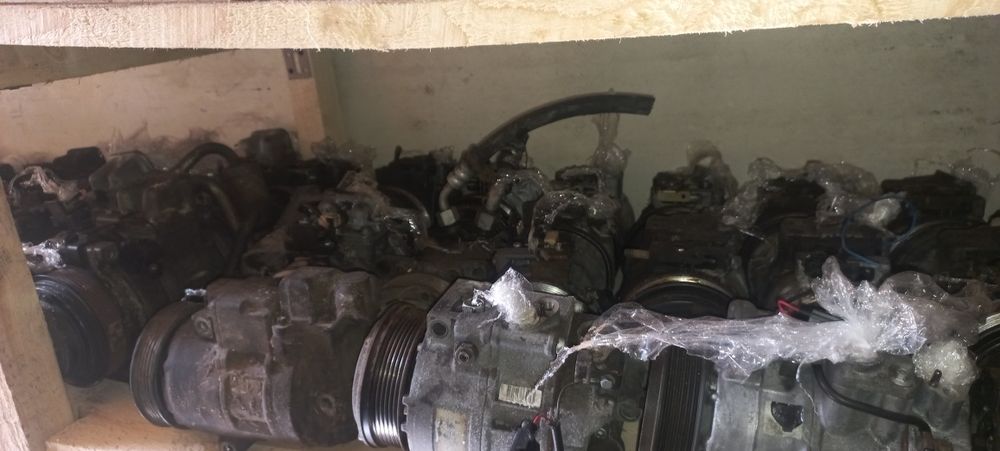 Компресор кондиціонера  w211 w204w203 w202 w124 w220 a168 ml 163 w140