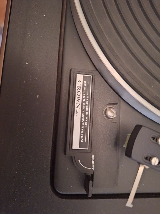 Gira discos rádio e gravador de cassetes com colunas CROWN