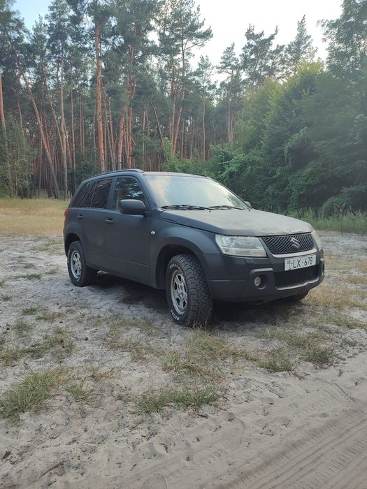 3250$ хороший торг Suzuki Grand Vitara, танк на колесах,  дизель 1.9 механика, 2006 год