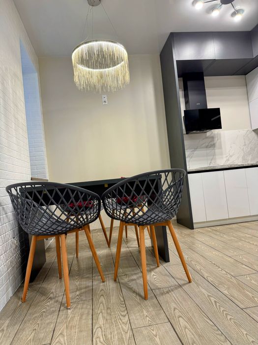 Подобово оренда Квартира у центрі, ЖК Театральний2+1,2+2