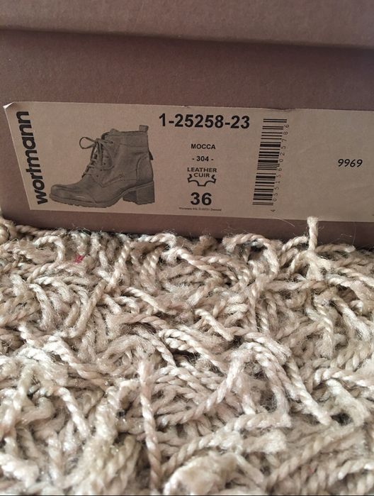 Нові! Чобітки Tamaris, 36 р. ботинки Tamaris , 36