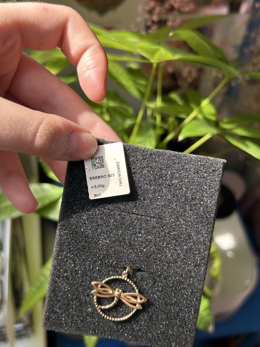 złoty wisiorek w.kruk